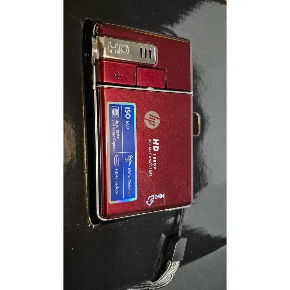 HP V5040u 1080p HD Digital Camcorder 5MP Burgundy – Gently Used Condition